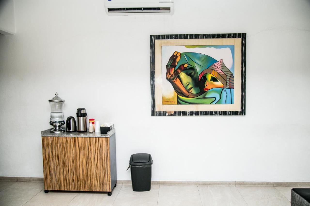 Booking Dioh Monterrey Dış mekan fotoğraf