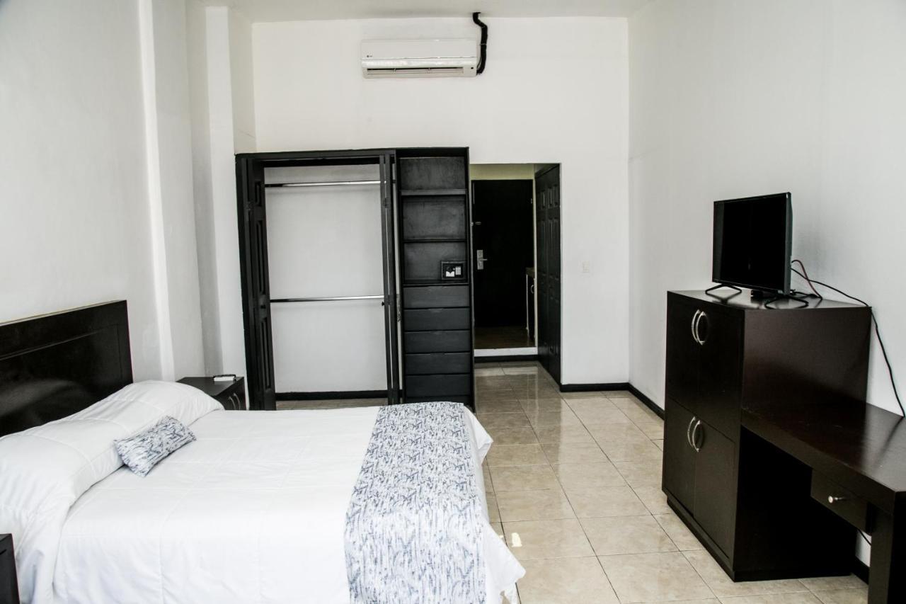 Booking Dioh Monterrey Dış mekan fotoğraf